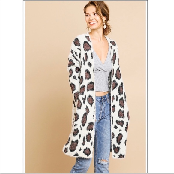 Sweaters - 🔥LAST ONE Fuzzy Animal Print Open Front Cardigan